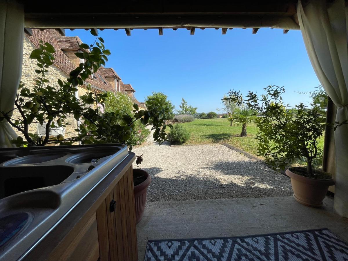 Chambre D'Hotes La Ferme De La Croix. Saint-Avit-Sénieur Dış mekan fotoğraf