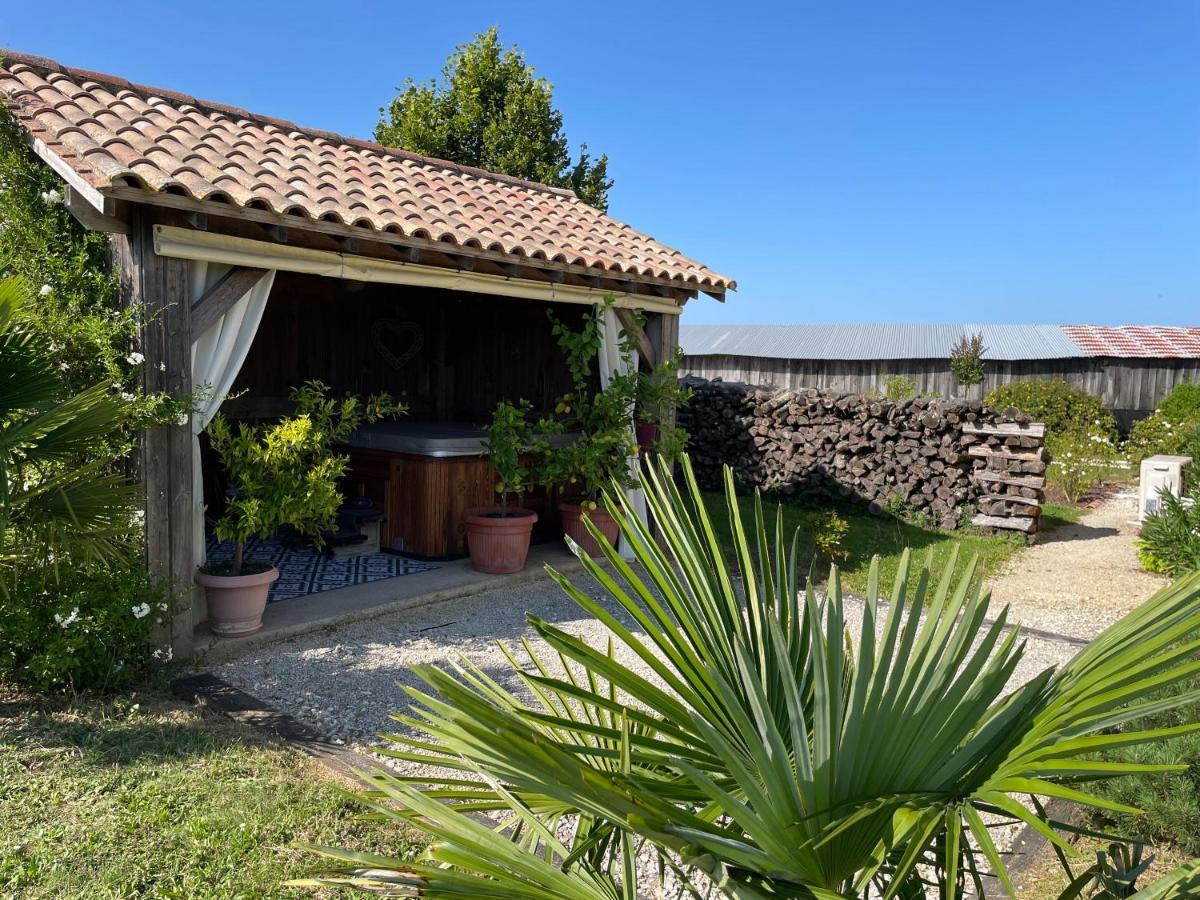 Chambre D'Hotes La Ferme De La Croix. Saint-Avit-Sénieur Dış mekan fotoğraf